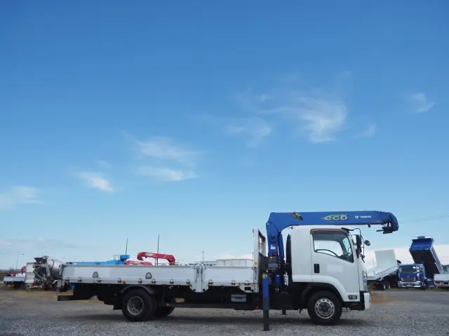 いすゞ フォワード TKG-FRR90S2(2WD)の写真6