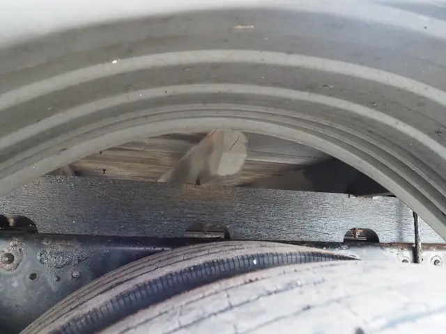 いすゞ フォワード TKG-FRR90S2(2WD)の写真23