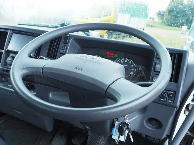 いすゞ フォワード TKG-FRR90S2(2WD)の写真42