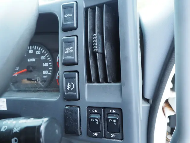 いすゞ フォワード TKG-FRR90S2(2WD)の写真49
