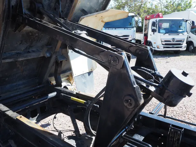 日野 レンジャー 2KG-FC2ABA(2WD)の写真11