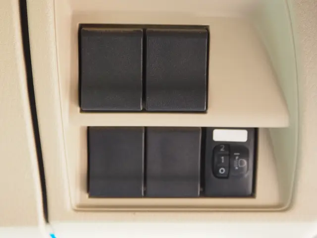 日野 レンジャー 2KG-FC2ABA(2WD)の写真50