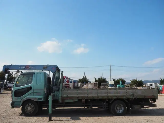 三菱 ファイター PJ-FK62FZ(2WD)の写真2