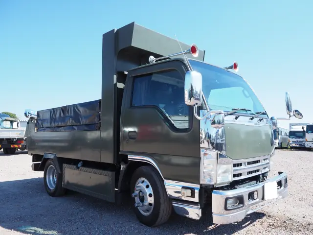 いすゞ エルフ BKG-NKR85AD(2WD)の写真7