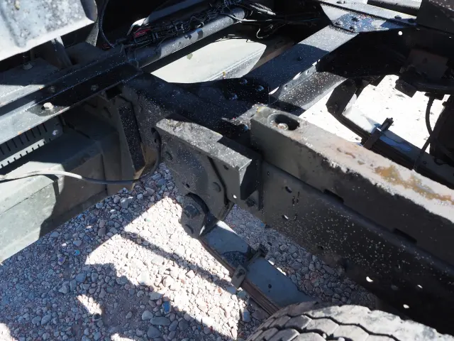 いすゞ エルフ BKG-NKR85AD(2WD)の写真19