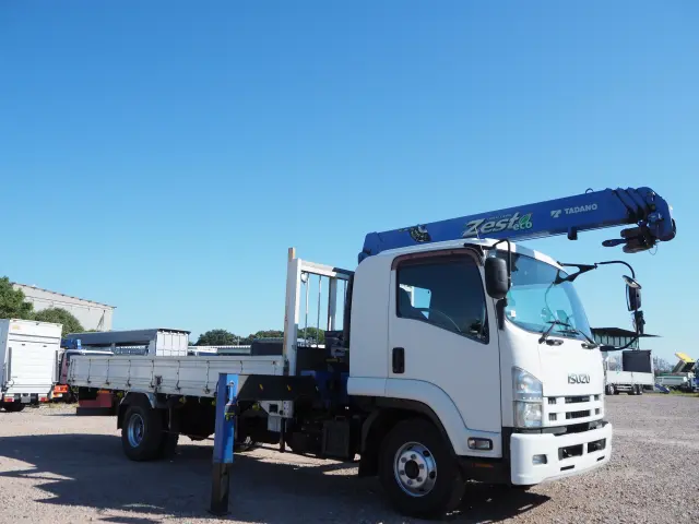 いすゞ フォワード SKG-FRR90S2(2WD)の写真7