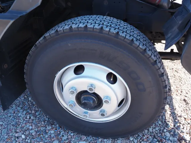 いすゞ フォワード SKG-FRR90S2(2WD)の写真19