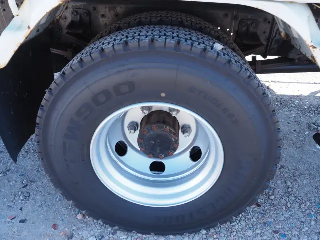 いすゞ フォワード SKG-FRR90S2(2WD)の写真25