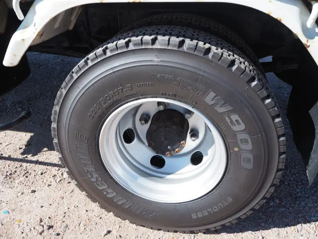 いすゞ フォワード SKG-FRR90S2(2WD)の写真30