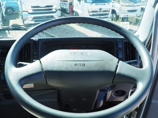 いすゞ フォワード SKG-FRR90S2(2WD)の写真43