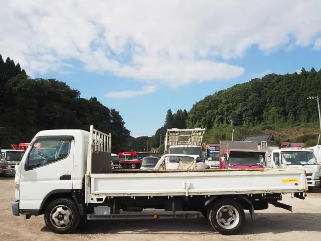 三菱 キャンター TPG-FEB50(2WD)の写真2