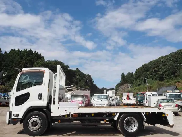 いすゞ フォワード LPG-FTR90S2(2WD)の写真2