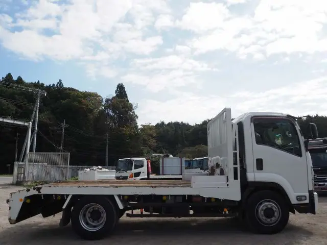いすゞ フォワード LPG-FTR90S2(2WD)の写真6