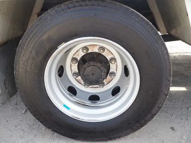 いすゞ フォワード LPG-FTR90S2(2WD)の写真21