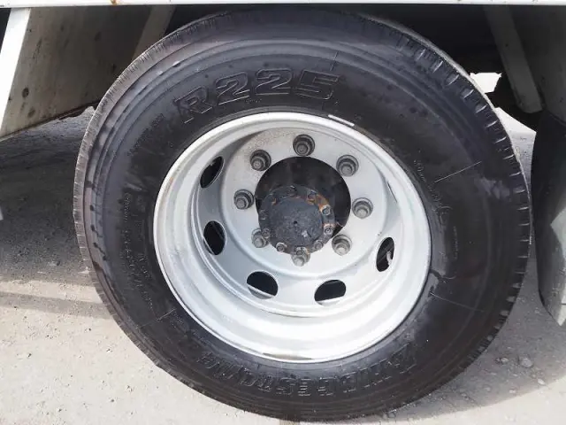 いすゞ フォワード LPG-FTR90S2(2WD)の写真25
