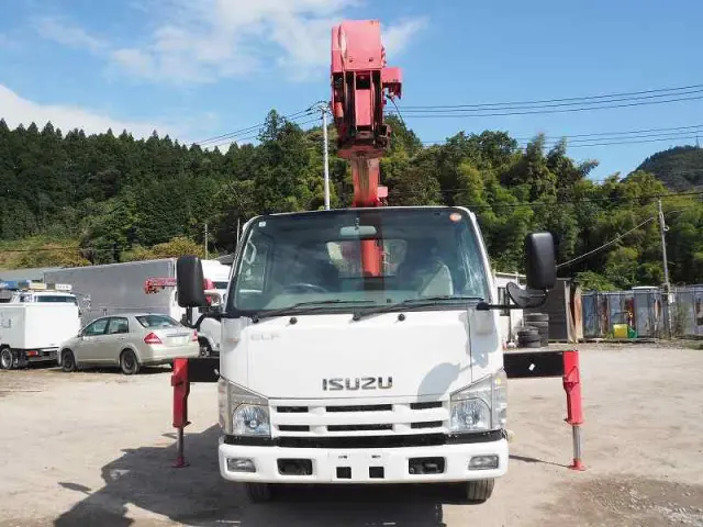 いすゞ エルフ TKG-NKR85R(2WD)の写真8