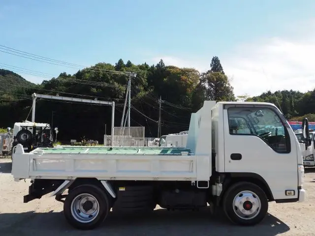 いすゞ エルフ TKG-NKS85AD(4WD)の写真6