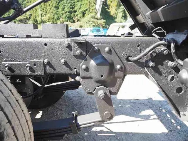 いすゞ エルフ TKG-NKS85AD(4WD)の写真26