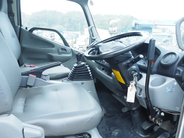 日野 デュトロ TKG-XZU675T(4WD)の写真41
