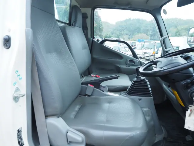 日野 デュトロ TKG-XZU675T(4WD)の写真42