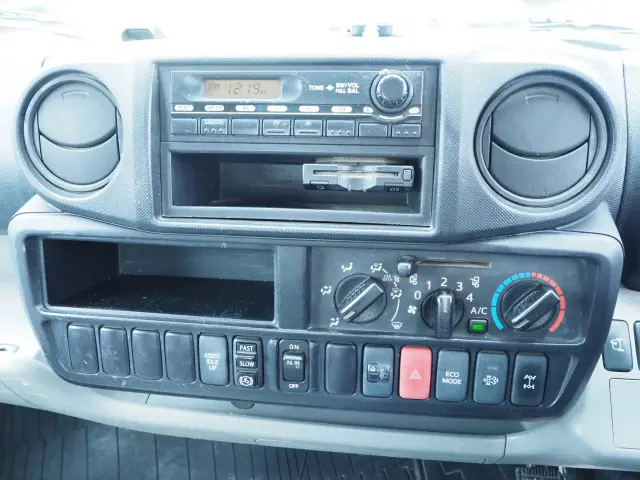 日野 デュトロ TKG-XZU675T(4WD)の写真45