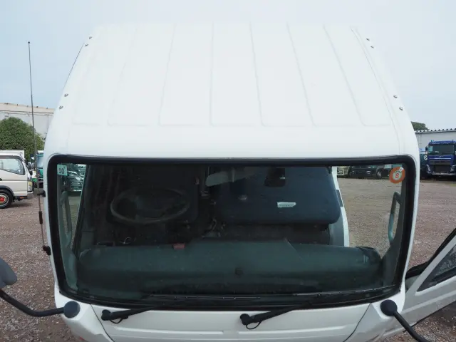 三菱 キャンター SKG-FEA50(2WD)の写真16