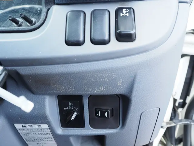 三菱 キャンター SKG-FEA50(2WD)の写真49