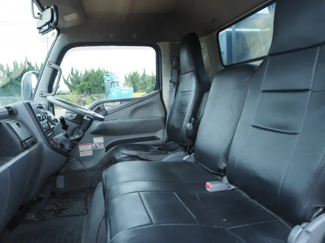 三菱 キャンター PDG-FE83DY(2WD)の写真42