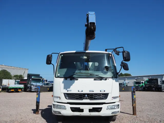 三菱 ファイター QKG-FK72FZ(2WD)の写真8