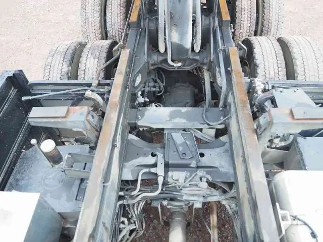 日野 プロフィア 2DG-FS1AGA(6x4)の写真19