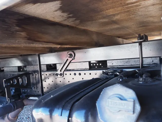 日産 アトラス BKG-APR85AR(2WD)の写真24