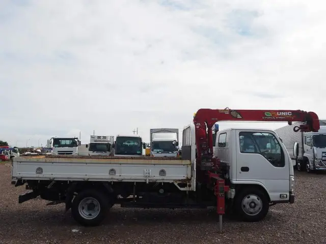 いすゞ エルフ TPG-NKR85R(2WD)の写真6