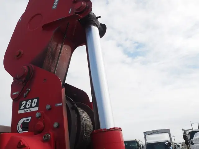 いすゞ エルフ TPG-NKR85R(2WD)の写真9