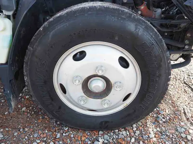 いすゞ エルフ TPG-NKR85R(2WD)の写真20