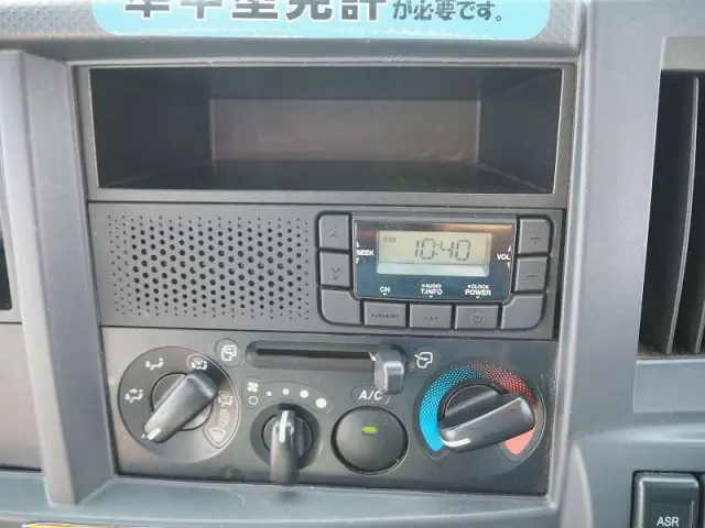 いすゞ エルフ TPG-NKR85R(2WD)の写真45