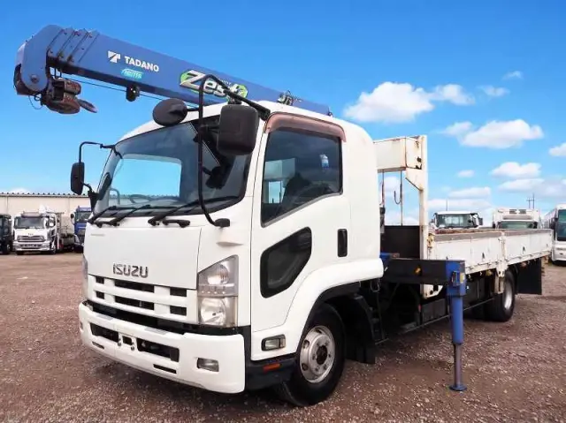 いすゞ フォワード TKG-FRR90S2(2WD)の写真1