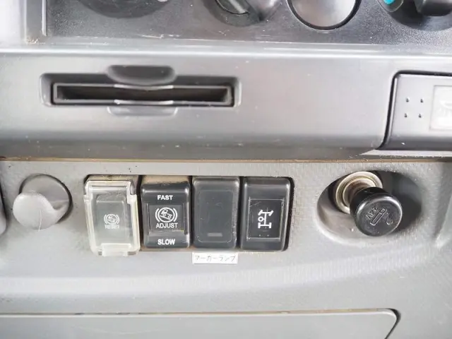 いすゞ フォワード TKG-FRR90S2(2WD)の写真45