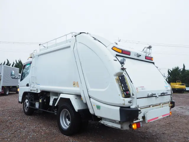 三菱 キャンター TKG-FEA50(2WD)の写真3