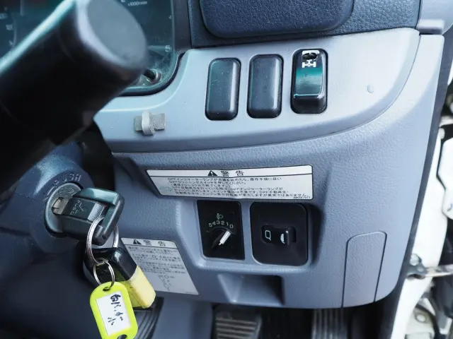 三菱 キャンター TKG-FEA50(2WD)の写真47