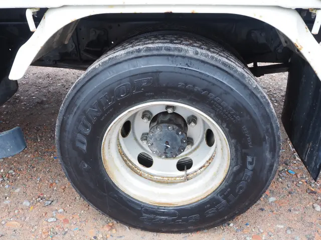 いすゞ フォワード 2RG-FRR90S2(2WD)の写真32