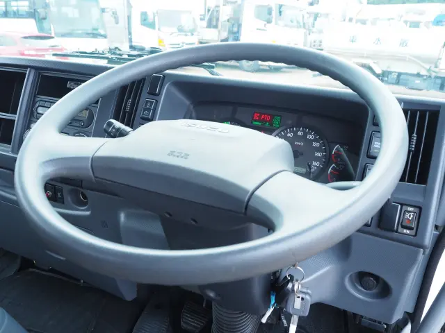 いすゞ フォワード 2RG-FRR90S2(2WD)の写真43