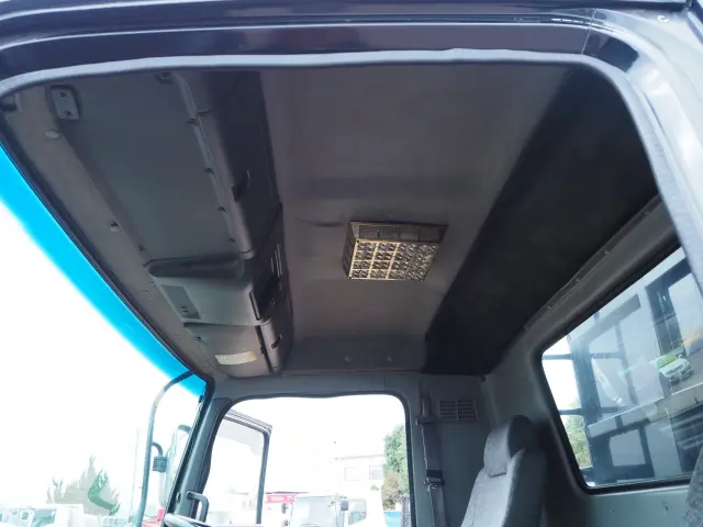 いすゞ フォワード PB-FRR35C3S(2WD)の写真40