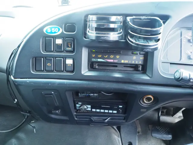 いすゞ フォワード PB-FRR35C3S(2WD)の写真46