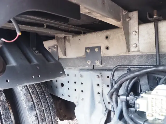 三菱 キャンター TKG-FEA50(2WD)の写真16