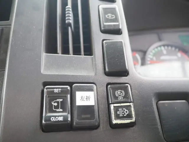 いすゞ フォワード SKG-FRR90S1(2WD)の写真46