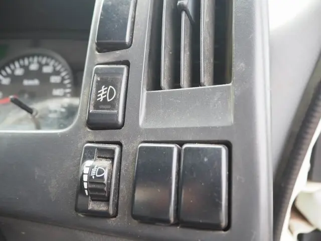 いすゞ フォワード SKG-FRR90S1(2WD)の写真47