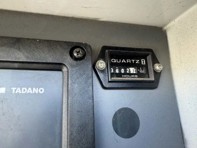 いすゞ エルフ BKG-NKR85AN(2WD)の写真20