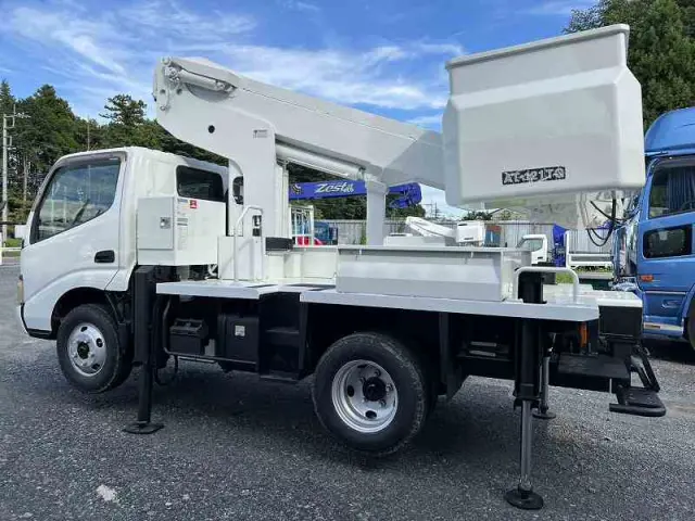 日野 デュトロ PB-XZU301E(2WD)の写真9