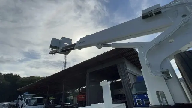 日野 デュトロ PB-XZU301E(2WD)の写真13