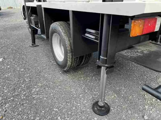 日野 デュトロ PB-XZU301E(2WD)の写真30